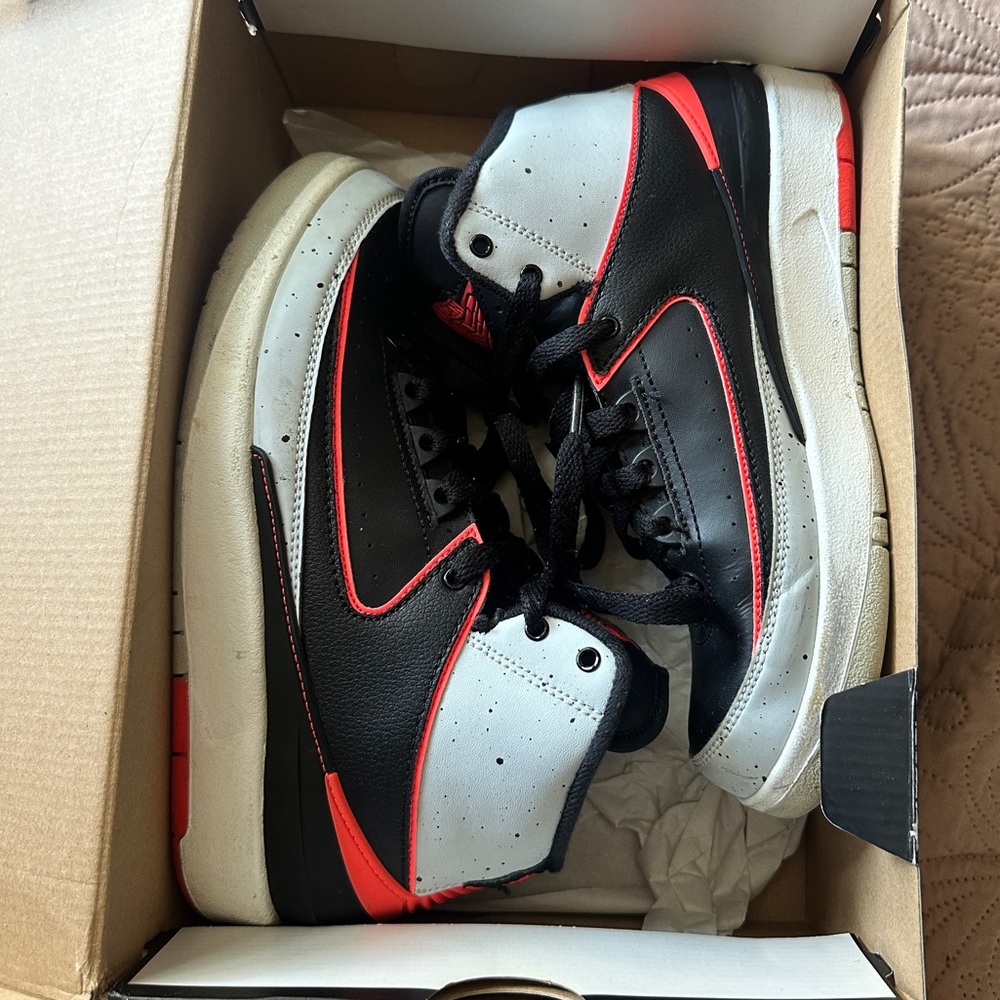 Jordan 2 Retro